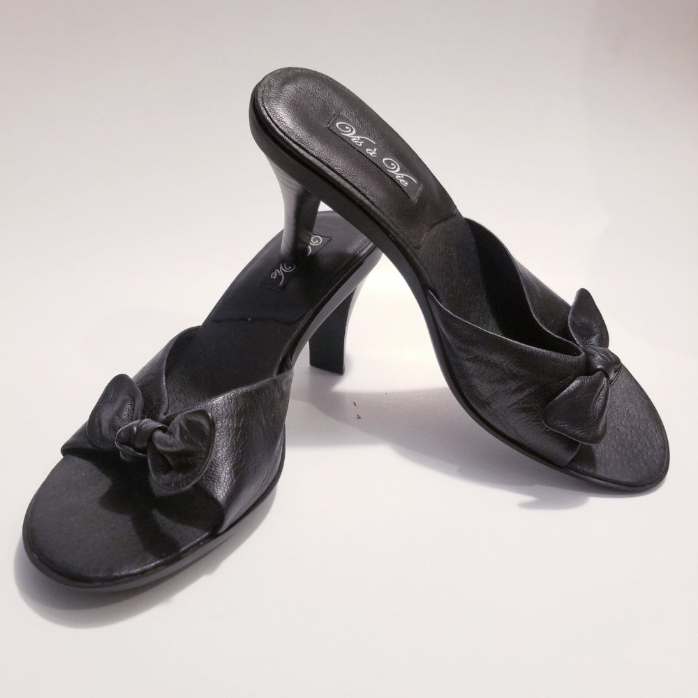 Leather Sandals with 3" Heel and Bow
